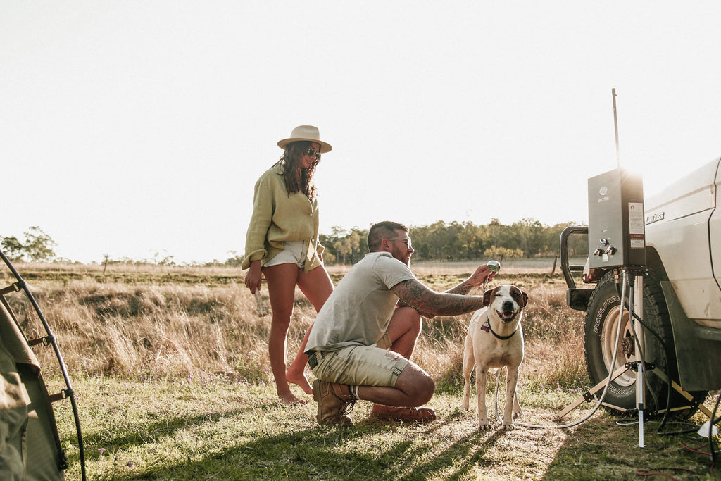 Portable Hot Water System Tripod Stand | Camping Shower Stand | Smarttek